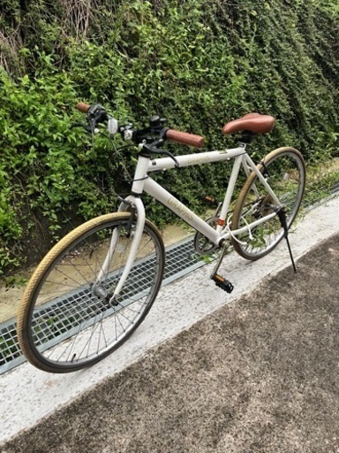 自転車　クロスバイク　6段ギア