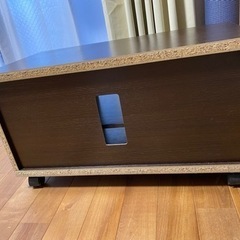キャスター付きテレビ台 0円の画像