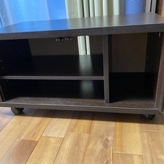キャスター付きテレビ台 0円の画像