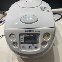 引渡し決定　象印　3合炊き炊飯器　NS-UB05