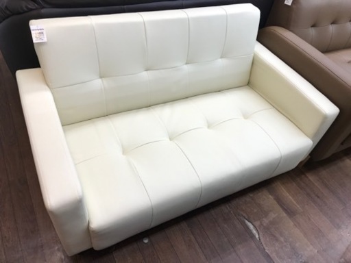 アーバン通商　コンパクト2人掛けソファー