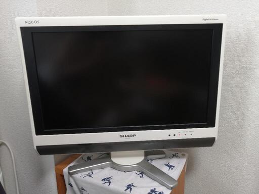 SHARP　20型テレビ　9月3日まで