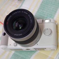 ❤️８０ショット❤️新品級❤️PENTAX Q レンズキット★ホワイトの画像