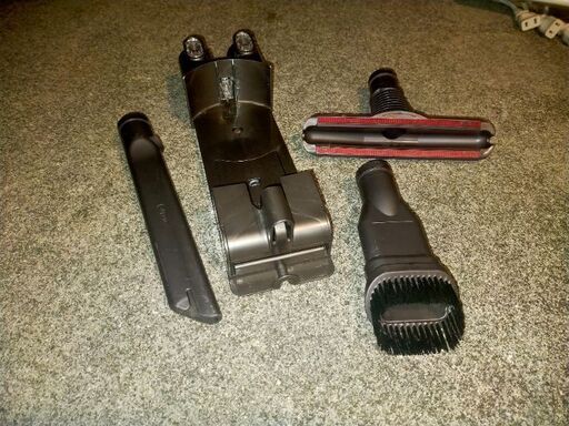 ダイソン掃除機ヘッドパーツ