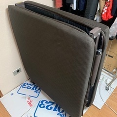 【処分セール】折りたたみ式シングルベッドの画像