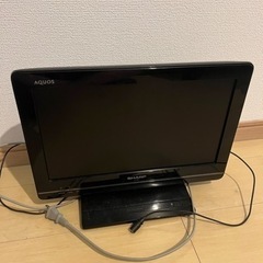 テレビ　SHARP 16V 2011年製