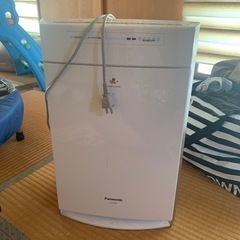 Panasonic 加湿空気清浄機の画像