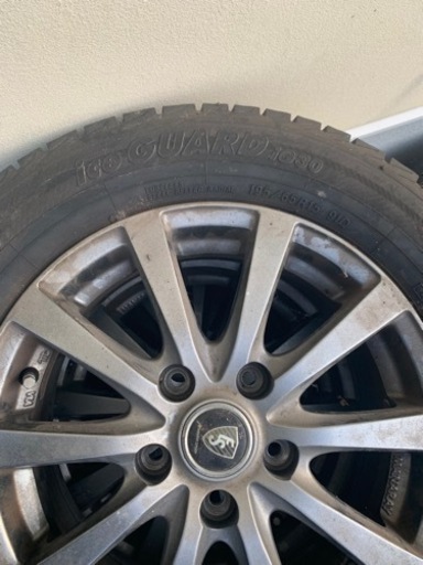 スタットレスタイヤ　ホイル付き　195/65R15 91Q