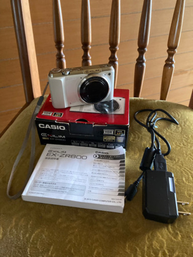 デジカメEX-ZR800 カシオ