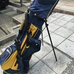 ジュニア　ゴルフクラブ4本　バッグ付き