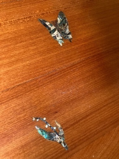 貝の光沢と木の味わいが上品なテーブル　座卓　