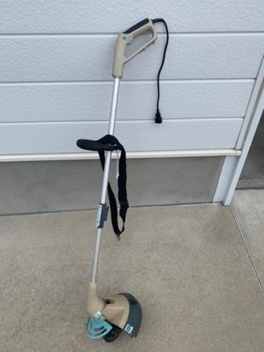 電動草刈り機　軽量