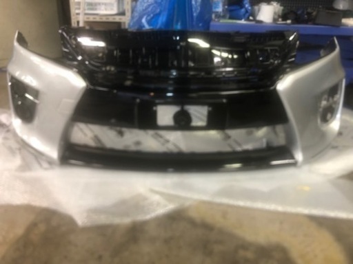 gzプリウス後期　中古純正フロントバンパー　1F7