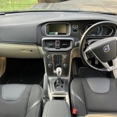 車検ほぼ2年　かなり綺麗なV40  キズもほとんどありません　一週間だけ出品の画像