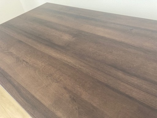 ダイニングテーブル　ほぼ新品