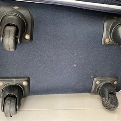 スーツケース 機内持ち込みサイズ ellesseの画像