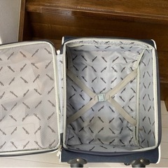 スーツケース 機内持ち込みサイズ ellesseの画像