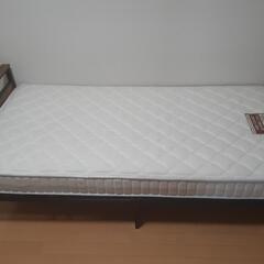 シングルベッド　ニトリ　お問い合わせ来ています