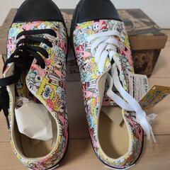 スポンジボブスニーカー　24cm白の画像