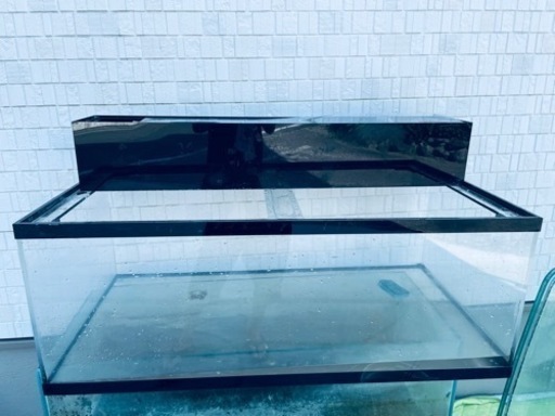 【アクリル 水槽】1200×600×450 綺麗に洗いました。