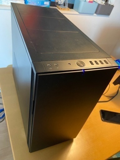 自作パソコンです