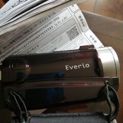 EverioハンディカムGZ-E765　アダプター無しの画像