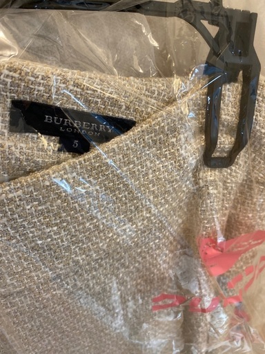 引き取り20日まで　Burberry スーツ　美品