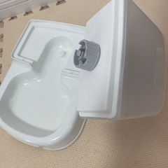 ペット用給水器の画像