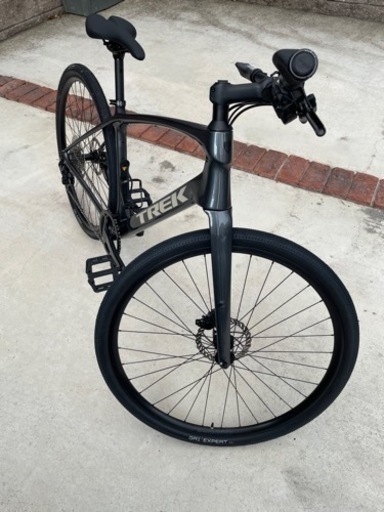 [引き渡し先決定]Trek FX SPORT 4 ブラック　Mサイズ