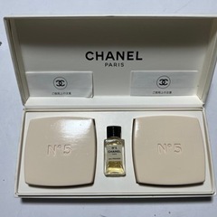 【引っ越しのため今月中】未使用　CHANEL NO5  サヴォン　《石けん》　オープルミエール　《オードゥパルファム》の画像