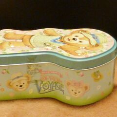 ダッフィーの缶の画像