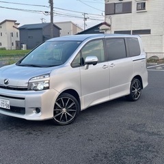 トヨタヴォクシー　コミコミ値段の画像