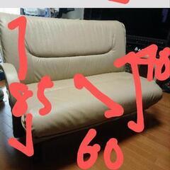 美品   二人掛け ソファー　ダイニングテーブルの画像