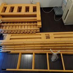 木製二段ベッド