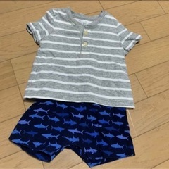 ベビーギャップ　ロンパース　70㌢