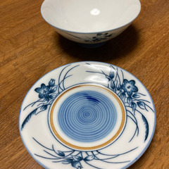 お茶碗お皿セットの画像