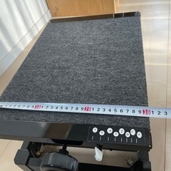 メルカリ出品中ピアノ足台　補助台