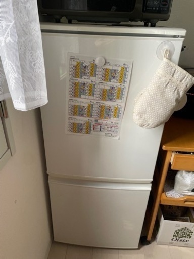 冷蔵庫　137リットル