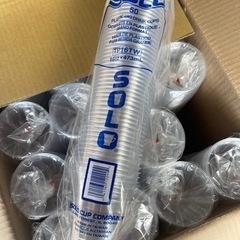 紙コップとプラコップ　13000個の画像