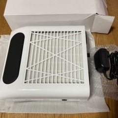 ネイルマシン、LEDライト、集塵機の3点セットの画像