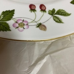 ウェッジウッド ワイルドストロベリー プレートの画像