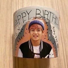 BTS V カップホルダーの画像
