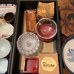 【あげます】お皿、コップの画像