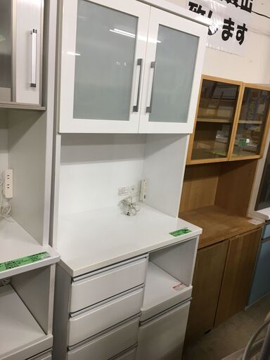 ①ニトリ　キッチンボード　クリスナ　幅80cm　レンジボード　食器棚　システムキッチンボード　ホワイト系　おしゃれ　大型家具　収納キッチン　クリーニング済　堺市　石津