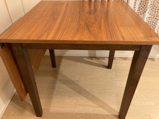 ダイニングテーブル　75cm×75cm or 120cm(可変)