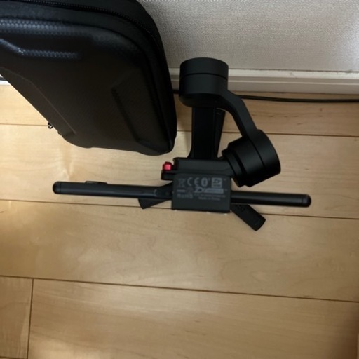 スマートフォン用ジンバルです。