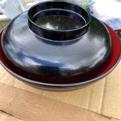 うな丼に使用してました。100円ショップのものではありません。8...