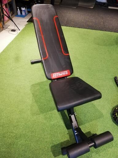 トレーニングベンチ