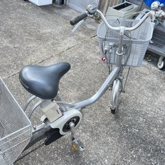 ☆引き取り歓迎 ブリヂストン assista アシスタワゴン荷物をたくさん