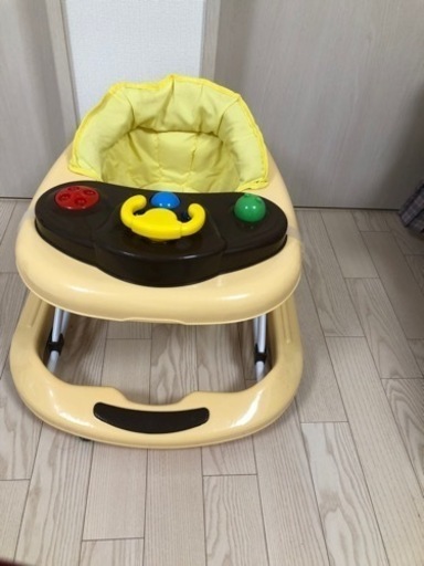 歩行器　ベビーウォーカー
